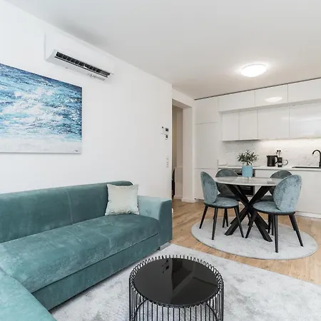 2 Bedroom Beautiful In Mandre