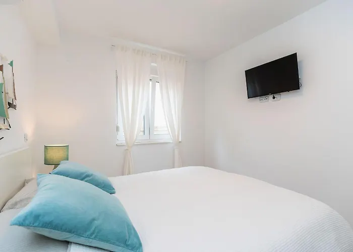 Apartament 2 Bedroom Beautiful In