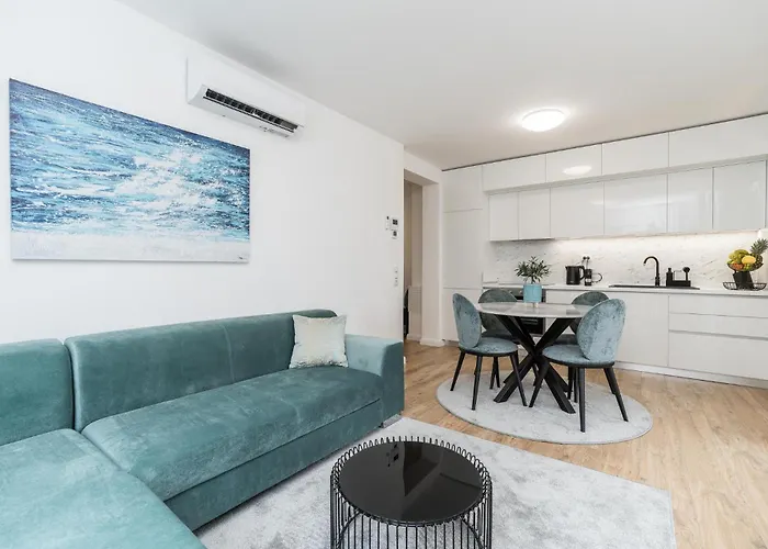 2 Bedroom Beautiful In Mandre