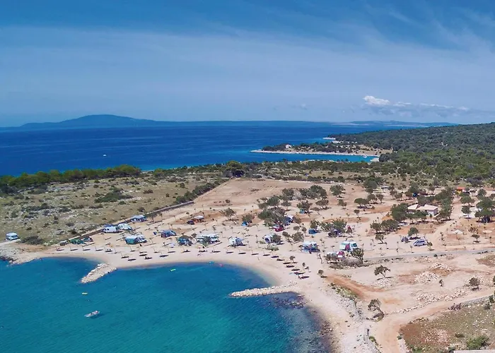 2 Bedroom Beautiful In *