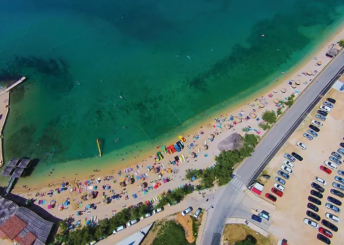 Apartament 2 Bedroom Beautiful In *